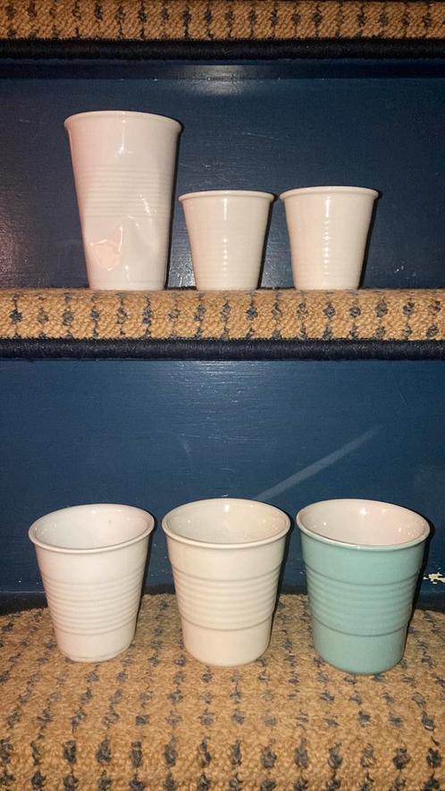 6 Witte Bekers Revol Deukbeker Kreukbeker € 12,50 6 bekers, Antiek en Kunst, Curiosa en Brocante, Verzenden