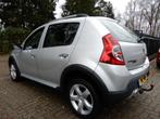 Dacia Sandero 1.6 Stepway, Stof, Gebruikt, 1070 kg, Bedrijf