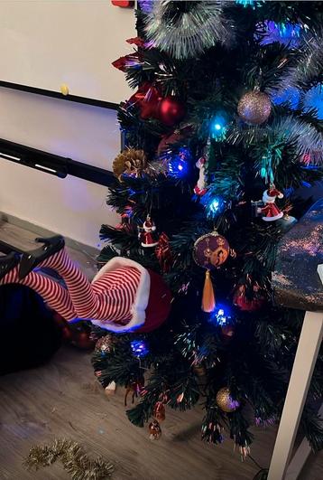 Kerstboom 1,80 m met LED – Zo goed als nieuw!  beschikbaar voor biedingen