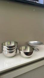 4 kommen en bonbon schaaltje, Huis en Inrichting, Keuken | Servies, Ophalen, Overige materialen, Gebruikt, Schaal of Schalen
