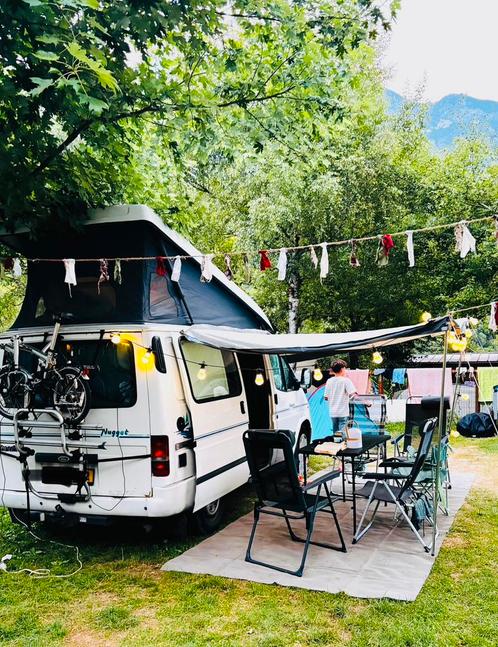 Ford Nugget 1999 , 2de eigenaar ! Apk tm juli 2026, Caravans en Kamperen, Campers, Particulier, tot en met 4, Buscamper of Camperbus
