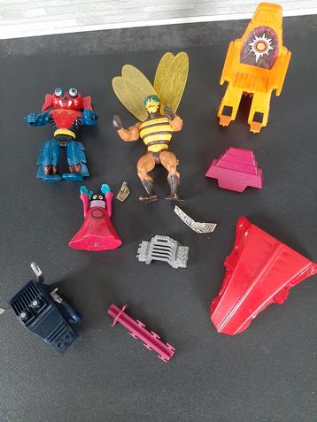 He-man poppen de laatste en een paar accessoires er van beschikbaar voor biedingen