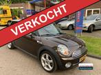 MINI CLUBMAN 1.6 120PK COOPER Leer, Navi, Panorama, LMV, etc, Auto's, Gebruikt, 4 cilinders, Bruin, 4 stoelen