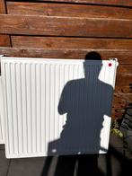 2 radiatoren in zeer goede staat, 30 tot 80 cm, Radiator, Ophalen of Verzenden, Zo goed als nieuw