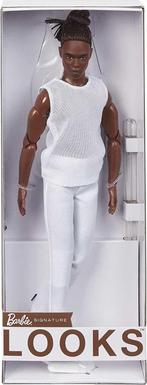 Barbie Signature Looks Ken Doll (donker), Verzamelen, Ophalen of Verzenden, Nieuw, Fashion Doll
