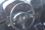 Alfa Romeo 147 1.6 T.Spark Collezione II | Clima | Trekhaak, Auto's, Voorwielaandrijving, Gebruikt, Zwart, 4 cilinders