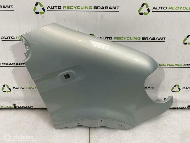 Voorscherm Rechts Renault Master 2 ORIGINEEL  7750350505, Auto-onderdelen, Carrosserie en Plaatwerk, Opel, Gebruikt, Ophalen of Verzenden