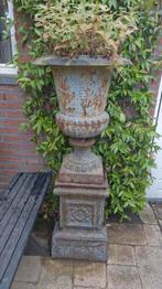 gietijzeren vaas op sokkel, Ophalen, Gebruikt, Minder dan 60 cm, Rond