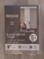 Nieuw verduisterende gordijn  Beige kleur 150x250 incl haken, 200 cm of meer, Beige, 150 tot 200 cm, Nieuw