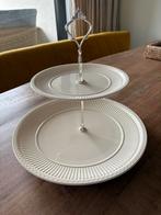 Wedgwood Edme etagère, Antiek en Kunst, Antiek | Servies los, Ophalen of Verzenden