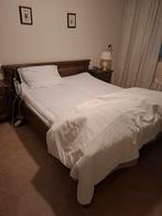 Compleet bed , ZGAN matras , 2 Nachtkastjes, Ophalen of Verzenden, Zo goed als nieuw, Tweepersoons