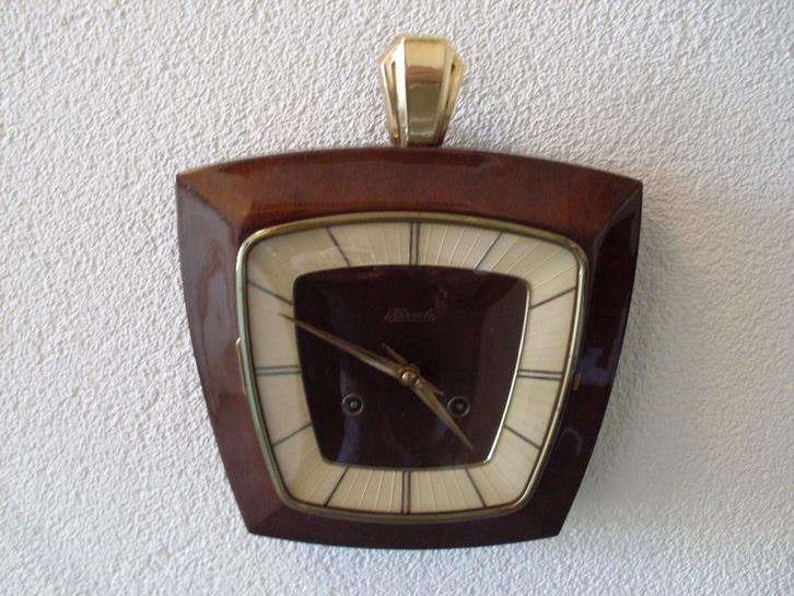 Hermle-Wandklokje met slagwerk, Antiek en Kunst, Antiek | Klokken, Ophalen