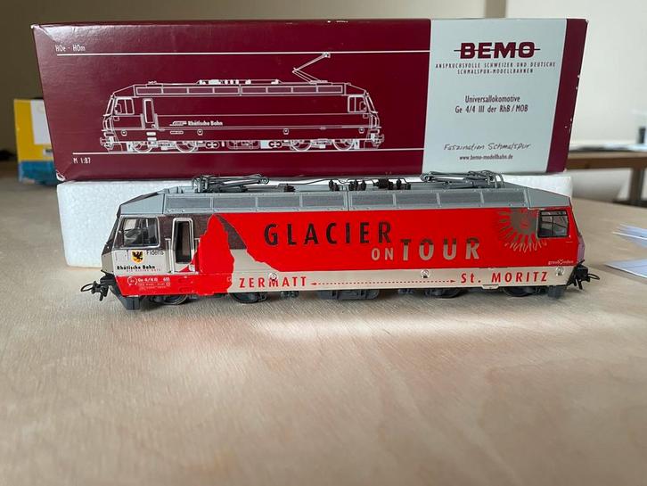 Bemo RhB H0m Ge 4/4 III 651 “Glacier on Tour” LED - 1259 161, Hobby en Vrije tijd, Modeltreinen | H0, Gebruikt, Locomotief, Gelijkstroom