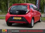 TOYOTA Aygo 1.0 VVT-i 72pk 5D x-fun | Airco | Bluetooth | Le, 12 maanden, Stof, Gebruikt, Euro 6