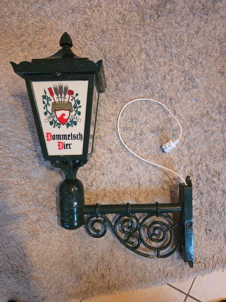 Dommelsch binnen of buitenlamp / lantaarn bier reclame, Verzamelen, Biermerken, Gebruikt, Reclamebord, Plaat of Schild, Overige merken