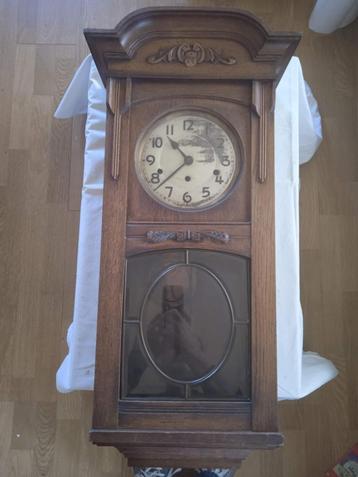 Kienzle antieke wandklok beschikbaar voor biedingen