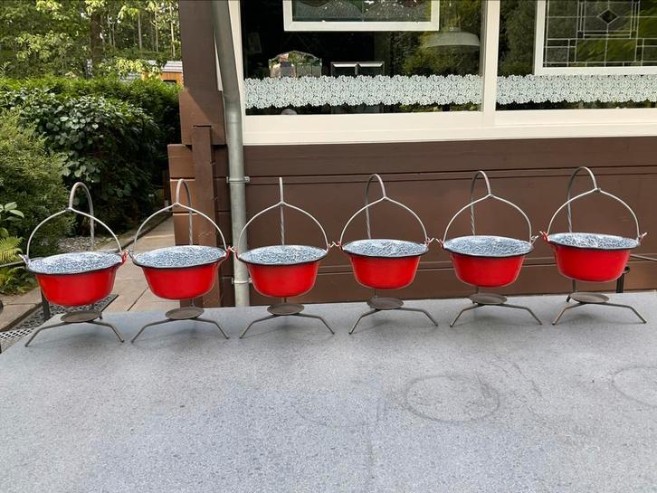 Bócrasz Gulyasz Soepketel op Standaard, Huis en Inrichting, Keuken | Potten en Pannen, Zo goed als nieuw, Overige materialen, Ophalen