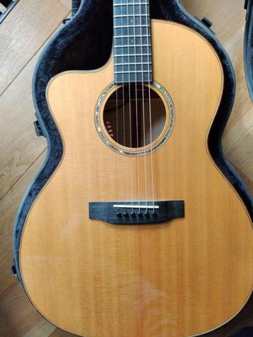 Auden Artist 45 chester mapple linkshandige gitaar beschikbaar voor biedingen