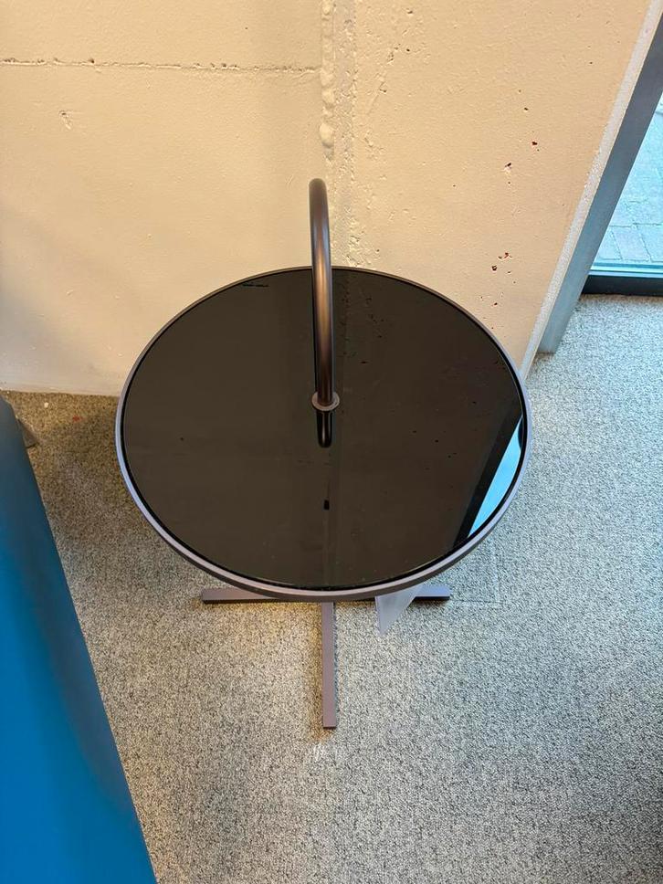 Nieuw Rolf Benz 902 Bijzettafel zwart glas Design Tafel, Huis en Inrichting, Tafels | Bijzettafels, Nieuw, Glas, Ophalen of Verzenden