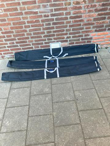 Foedraal voor hengelsport, posters, luchtbuks beschikbaar voor biedingen