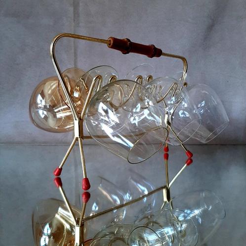 Vintage set borrelglaasjes in rekje | Serveerset, Verzamelen, Glas en Borrelglaasjes, Gebruikt, Borrel- of Shotglas, Verzenden