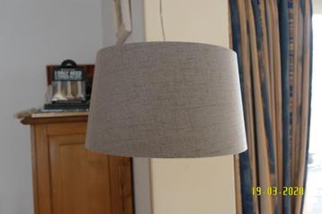 hanglamp beschikbaar voor biedingen