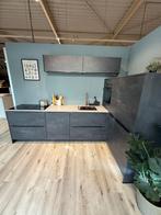 Showroomkeuken Hoekopstelling zwart beton, Hoekkeuken, Ophalen of Verzenden, Zo goed als nieuw, Composiet