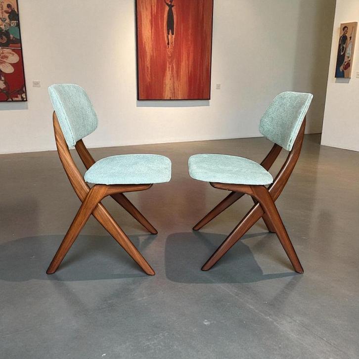 Vintage Louis van Teeffelen gerestaureerd | scissor chairs 2, Huis en Inrichting, Stoelen, Gebruikt, Twee, Hout, Bruin, Ophalen