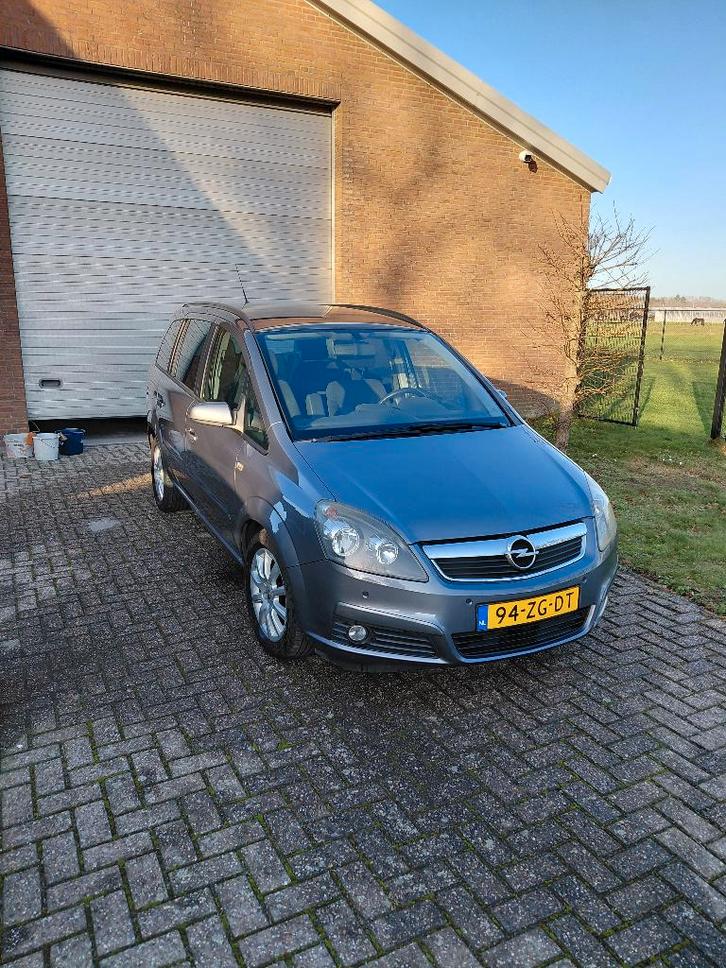 Opel Zafira 2.2 2008 Grijs, Auto's, Opel, Particulier, Zafira, ABS, Airbags, Airconditioning, Alarm, Boordcomputer, Centrale vergrendeling