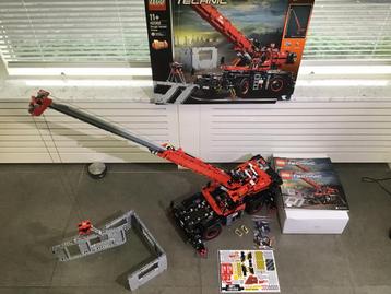 Lego technic 42082 Rough Terrain Crane, z.g.a.n. beschikbaar voor biedingen