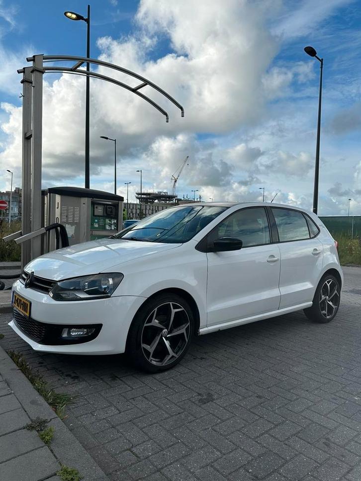 Volkswagen Polo 1.4 16V FSI 63KW 2010 Wit, Auto's, Volkswagen, Polo, Benzine, Hatchback, Handgeschakeld, Geïmporteerd, Wit, Voorwielaandrijving