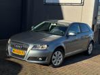 Audi A3 1.6 Ambition Pro Line | Stoelverwarming | PDC, Voorwielaandrijving, 1160 kg, Gebruikt, Zwart