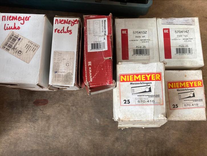 Diverse doosjes Niemeijer maaimessen, Doe-het-zelf en Verbouw, IJzerwaren en Bevestigingsmiddelen, Nieuw, Ophalen of Verzenden