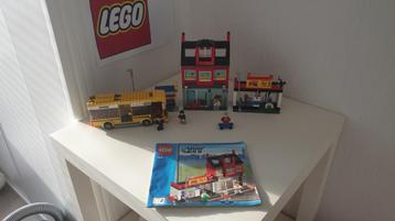 Lego city shops 7641 super netjes  beschikbaar voor biedingen