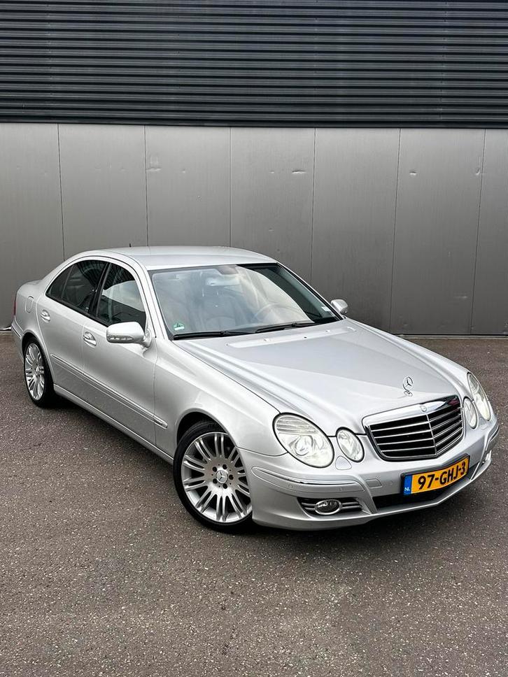 Mercedes-Benz E320 CDI Designo / Facelift / Liefhebbers auto, Auto's, Mercedes-Benz, Bedrijf, E-Klasse, ABS, Achteruitrijcamera