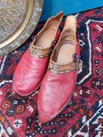 Oude vintage leren schoenen puntschoen Alladin mojaries nar, Ophalen of Verzenden