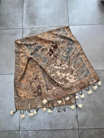 LUXE WOL / ZIJDE / BONT FIJN GEWEVEN WOLLEN OMSLAGDOEK SJAAL beschikbaar voor biedingen