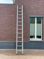 Aluminium ladder 2 keer 12 traptredes, Ophalen, Gebruikt, Ladder, Opvouwbaar of Inschuifbaar