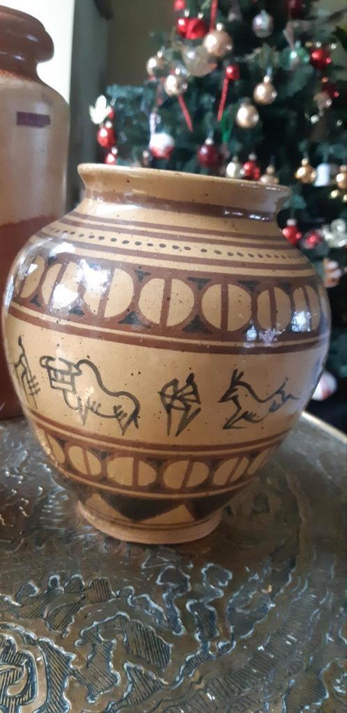 Vintage Aardewerk Vaas met Decoratief Patroon, Antiek en Kunst, Antiek | Vazen, Ophalen of Verzenden