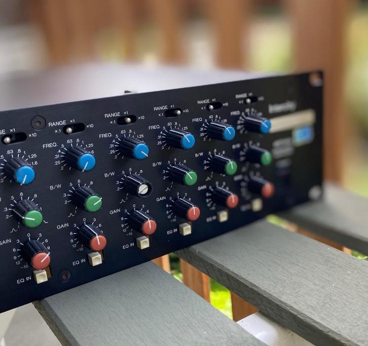Intercity AEF1 Plus - Equaliser, Audio, Tv en Foto, Professionele Audio-, Tv- en Video-apparatuur, Zo goed als nieuw, Audio, Ophalen of Verzenden