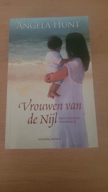Vrouwen van de Nijl - Angela Hunt beschikbaar voor biedingen