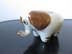 mooi handgeschilderd porselein olifant beeldje 11/6 cm, Antiek en Kunst, Antiek | Porselein, Ophalen of Verzenden