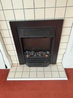 kachel mat schouw en ombouw, Huis en Inrichting, Kachels, Ophalen, Overige soorten, Elektrisch, Zo goed als nieuw