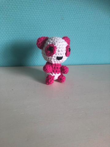 Roze panda beschikbaar voor biedingen