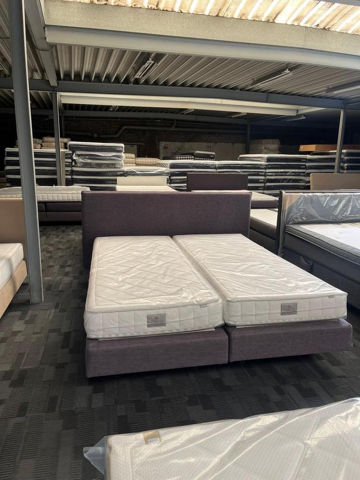 Auping boxspring 180x210 inc auping matrassen event. Pullman, Huis en Inrichting, Slaapkamer | Bedden, Zo goed als nieuw, Tweepersoons