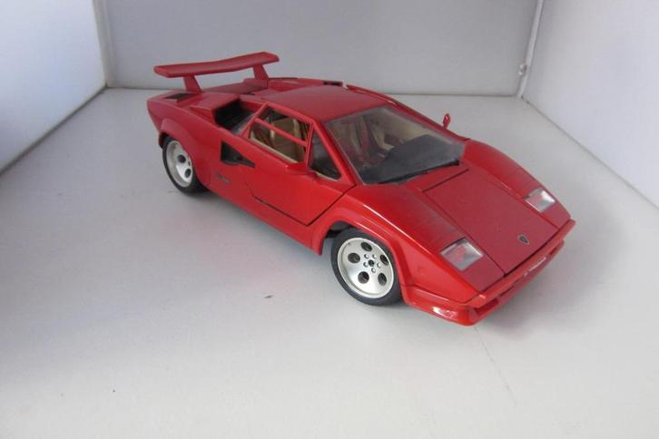 Lamborghini Countach 1;18, Hobby en Vrije tijd, Modelauto's | 1:18, Zo goed als nieuw, Auto, Bburago, Ophalen of Verzenden