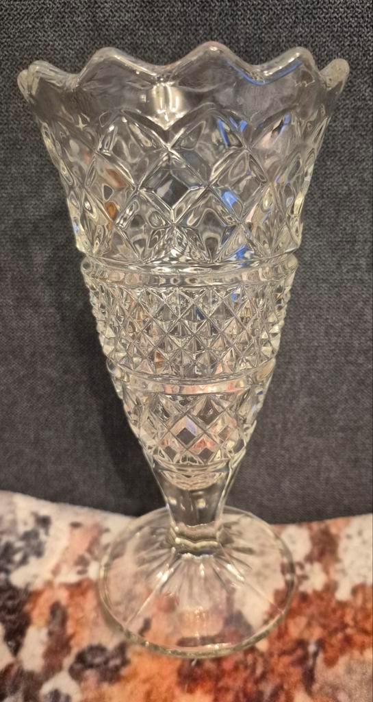 Vintage 'Kristallen' Vaas, Antiek en Kunst, Antiek | Glas en Kristal, Ophalen of Verzenden