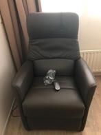 Relax stoel met sta op stoel functie, Ophalen, Bruin, Leer, Zo goed als nieuw
