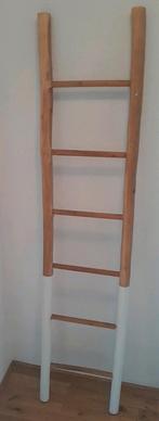 Houten decoratie ladder, Doe-het-zelf en Verbouw, Ladders en Trappen, Ophalen, Zo goed als nieuw, Ladder, Minder dan 2 meter