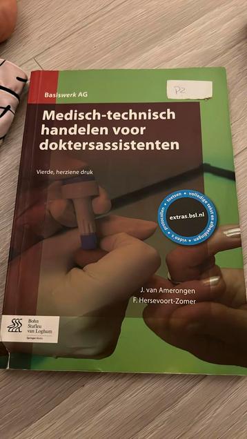 Medisch-technisch handelen voor doktersassistenten beschikbaar voor biedingen